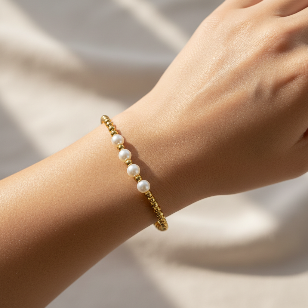 Pulsera Dorada con Perlas para Mujer, Acero Inoxidable